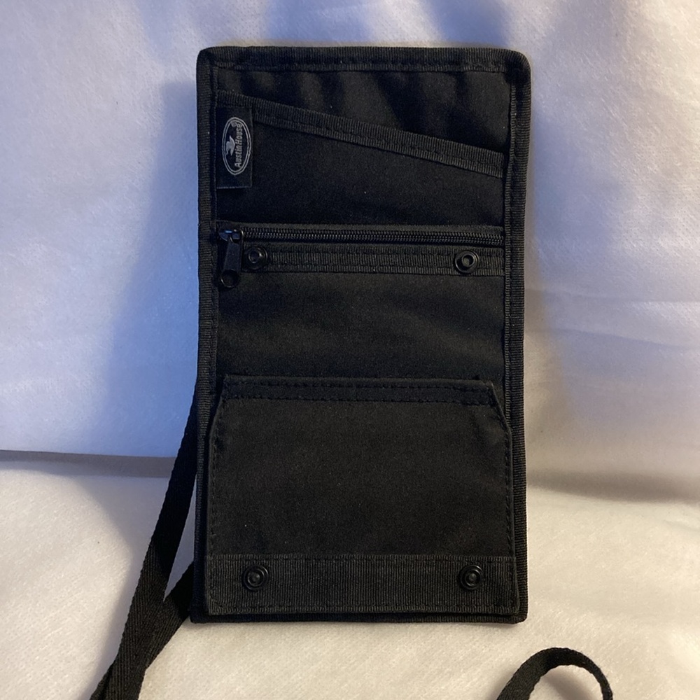 NWOT - Black Neck Travel Pouch Passport Organizer Wallet With Detachable Straps
